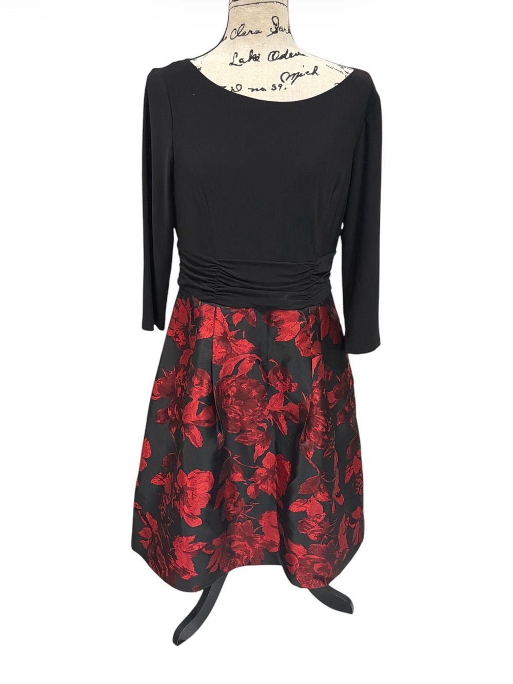 Jessica Howard Women’s Size 12 Black 3/4 Sleeve Fit & Flare Dress